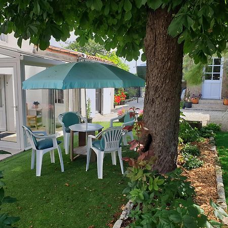 Tusson Chambres D'Hotes Charente Dış mekan fotoğraf