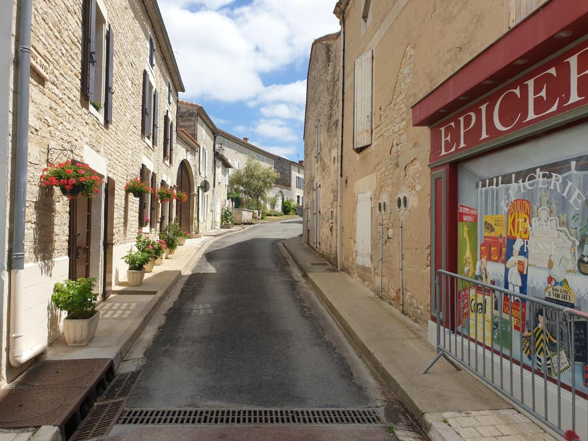 Tusson Chambres D'Hotes Charente Dış mekan fotoğraf